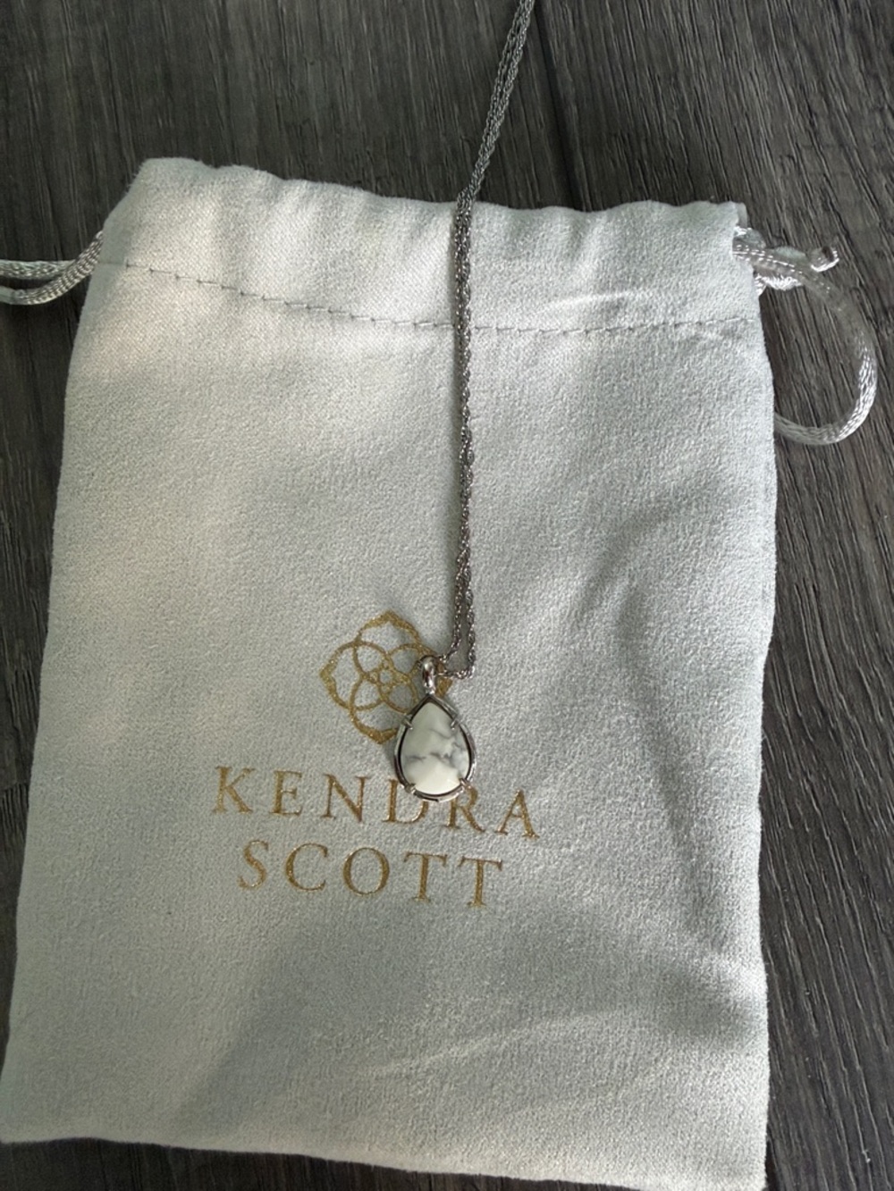 Kendra Scott White Marbled Teardrop Necklace - Silver